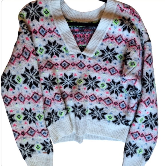 ❤Victoria's Secret XL Sweater PINK Cropped Long-Sleeved White Black Green V-Neck - Picture 3 of 12